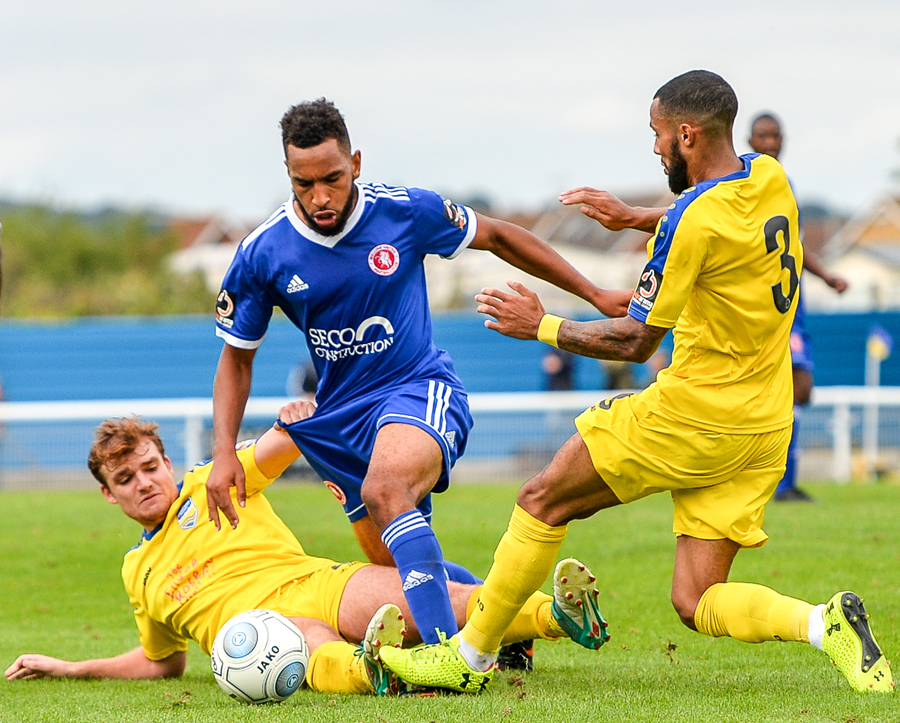 Brendan Kiernan drives through the defence