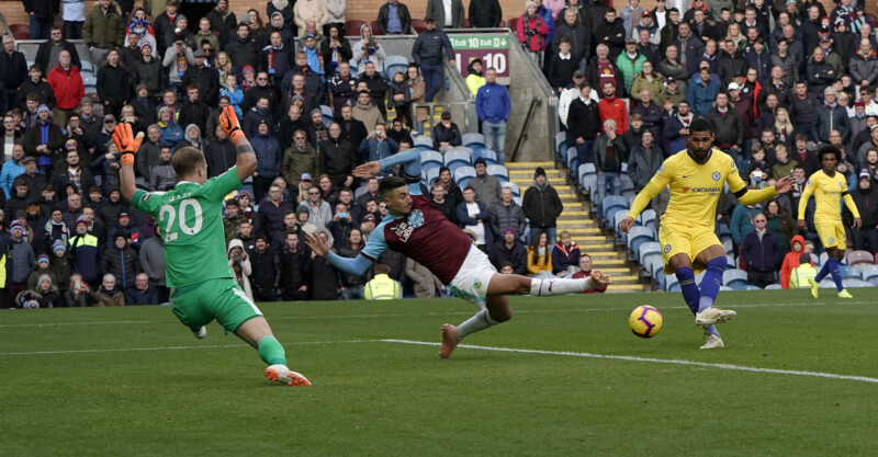 Ruben Loftus-Cheek scores the fourth goal in a 4-0 drubbing of Burnley on Sunday. Photo Sean Gosling