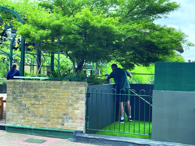 Last-minute planting Picture Paul Lagan