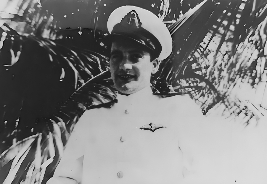 The Kamikaze Hunter: Clapham’s Lieutenant Walter “Wally” T. Stradwick